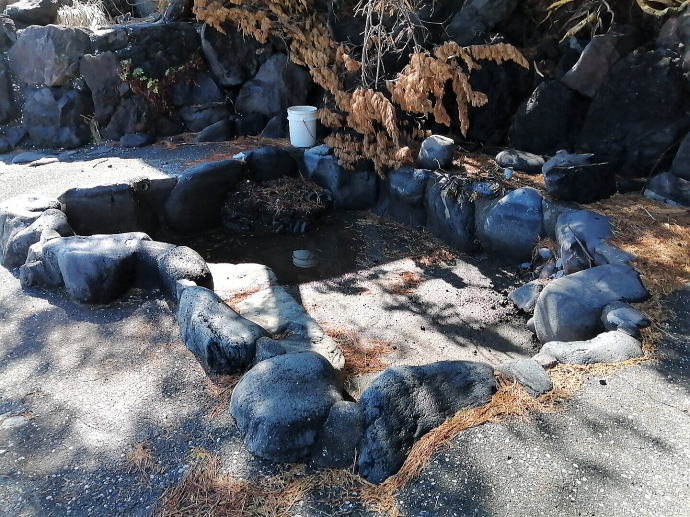 赤沢温泉　あかざわ足湯【温泉奉行所】