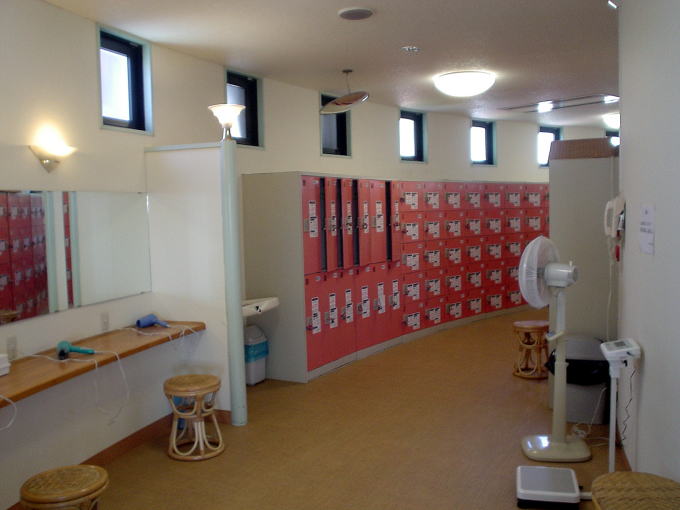 �W�H��{����@�p���V�F����̓��y�����s���z