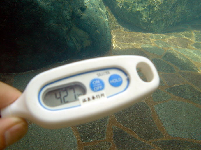 �z�O��������@�א��̓m�y�����s���z