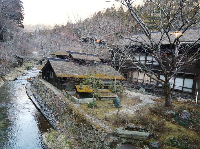 �@�t���򒷎��فy�����s���z