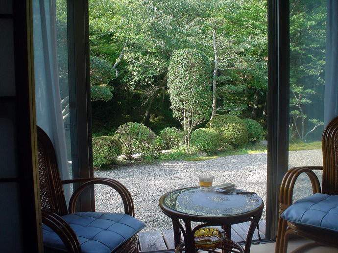 �r�c���W�E���z��@����t�y�����s���z