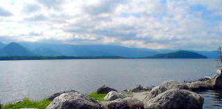 �R�^������y�����s���z