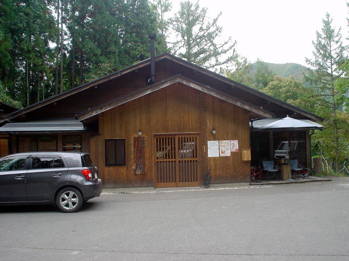 �q������y�����s���z