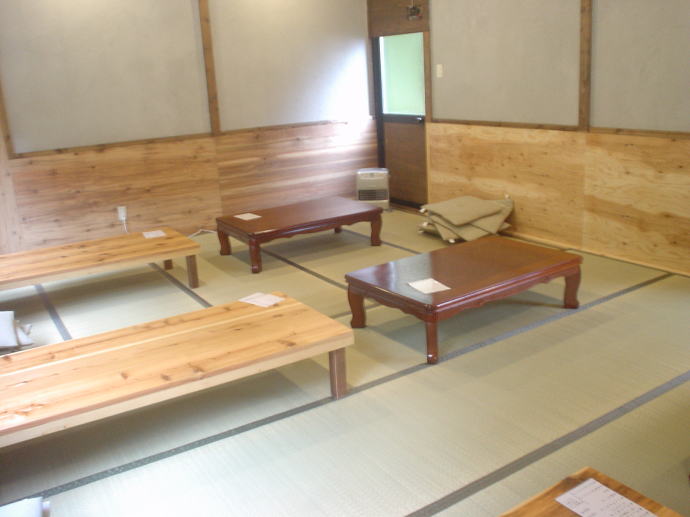 �q������y�����s���z