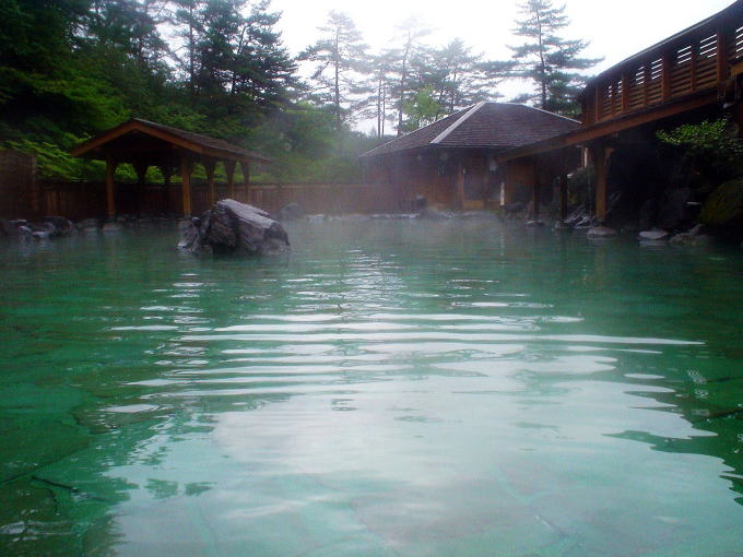 ���É���@���̉͌��I�V���C�y�����s���z