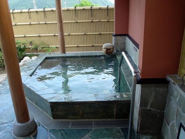 �}�L�m���J���� �����q���y�����s���z