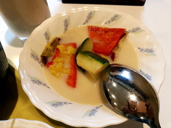 ��������@���������z�e���y�����s���z