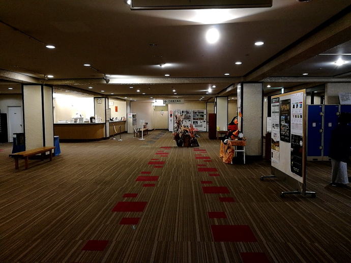 ��������@���������z�e���y�����s���z