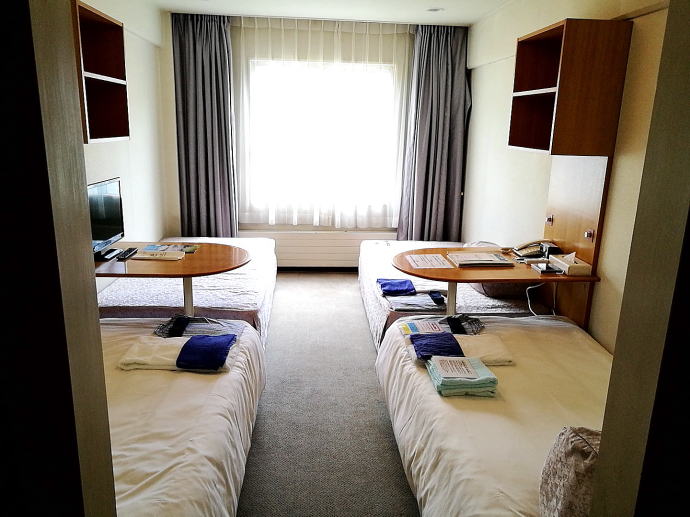 ��������@���������z�e���y�����s���z