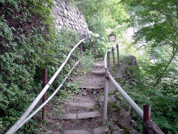 ���x���W�E������@�s�V�t�y�����s���z