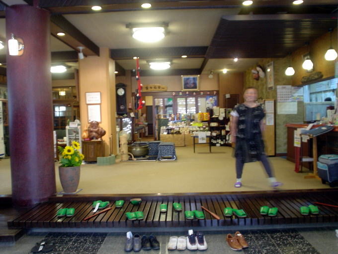 ���x���W�E������@�s�V�t�y�����s���z