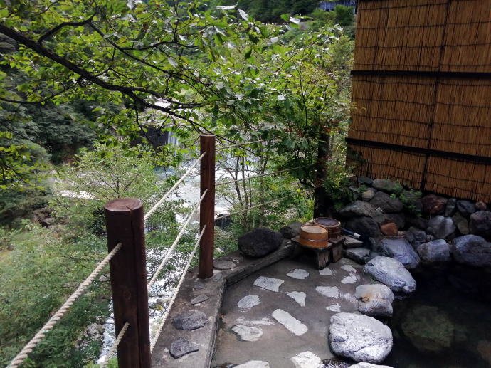 名剣温泉【温泉奉行所】