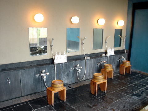 �{�T����@�b��E�т̏h�y�����s���z