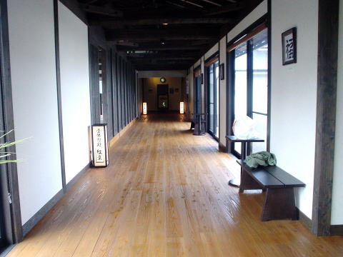 ��R�V�R����@�ق���̓��y�����s���z