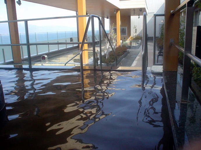 ���i�Δ��l�̓��@��R�������t�y�����s���z