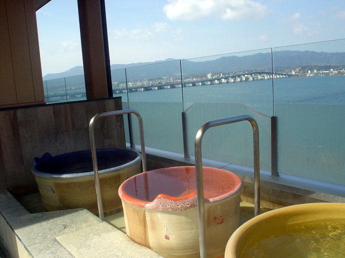 ���i�Δ��l�̓��@��R�������t�y�����s���z