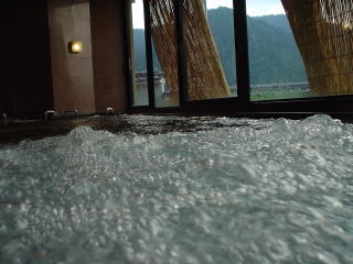 ���쌧�@�˂��߃z�e���y�����s���z