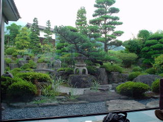 ���쌧�@�˂��߃z�e���y�����s���z