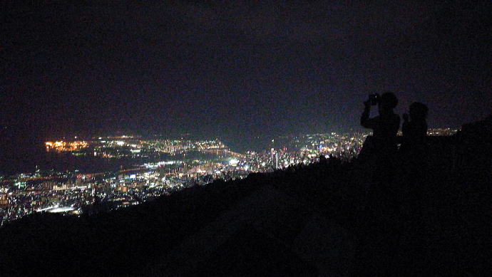 �I�e���E�h�E����y�����s���z