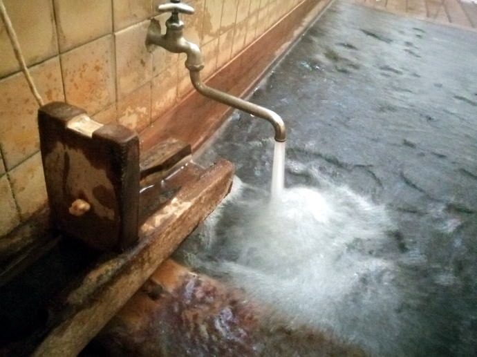 渋温泉　八番湯【温泉奉行所】