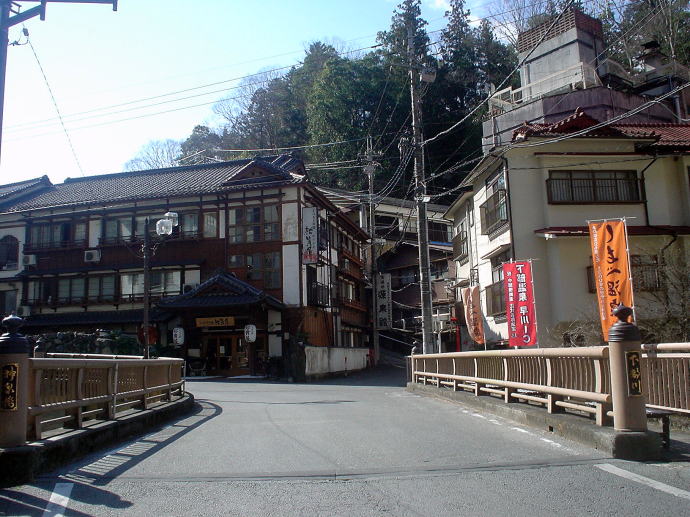 ��������@���������فy�����s���z