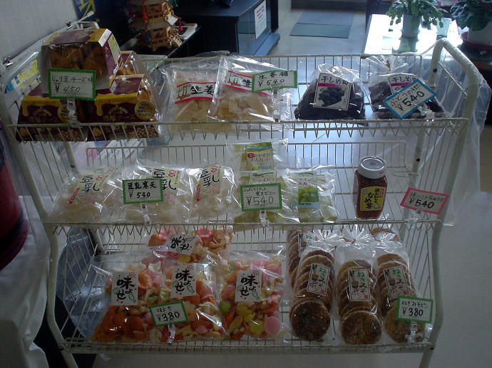 ��������@���������فy�����s���z