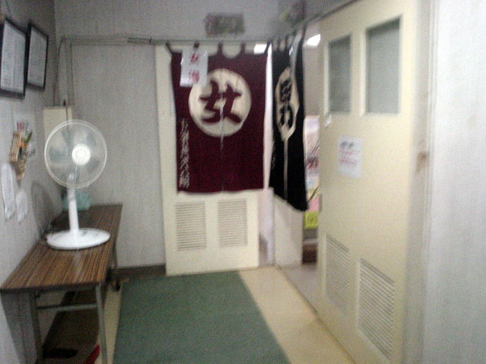 ��������@���������فy�����s���z