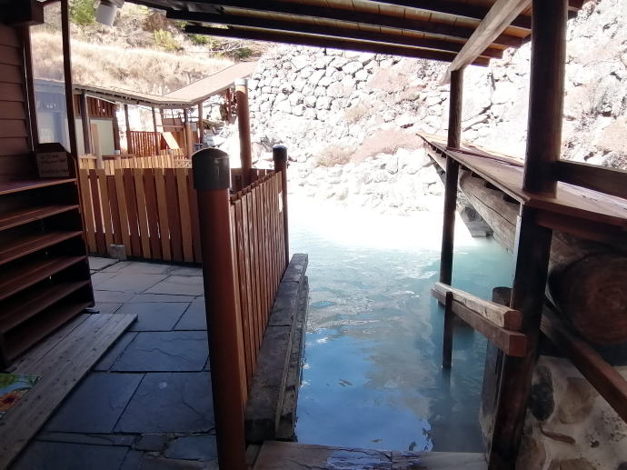 新湯温泉　霧島新燃荘【温泉奉行所】