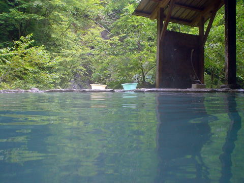 ��������@������V���C