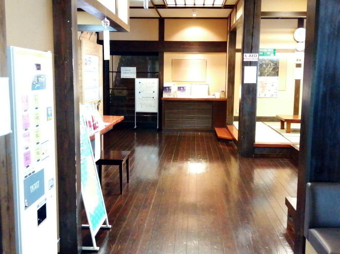 白峰温泉　総湯【温泉奉行所】