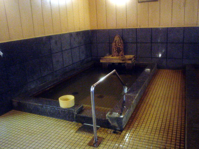 �{��J����y�����s���z