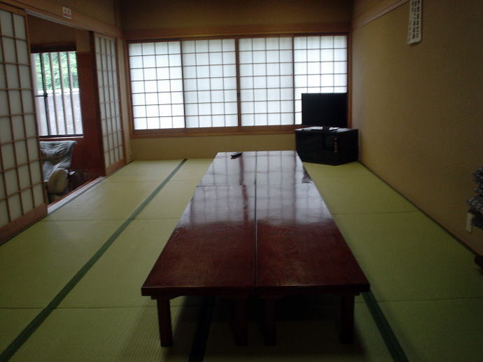 ������@������فy�����s���z