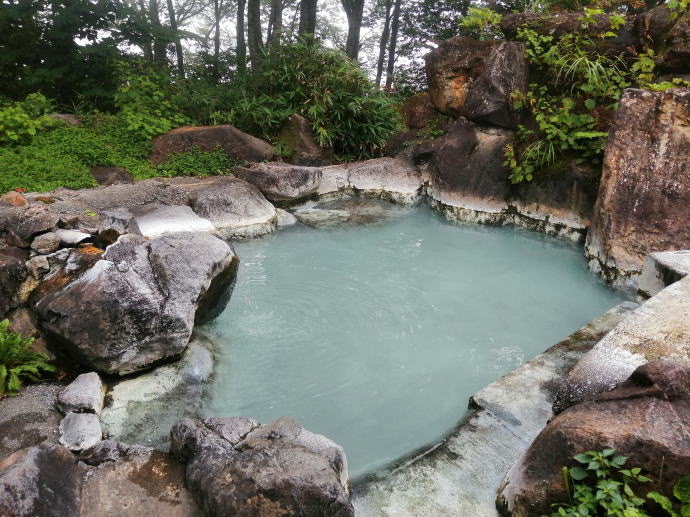 燕温泉　黄金の湯【温泉奉行所】