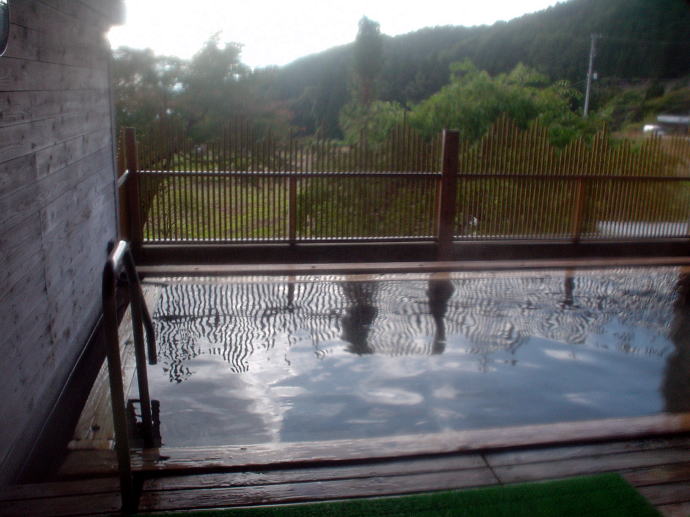 �n����@���т̓��y�����s���z