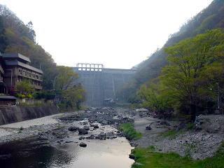 �������� �����y�����s���z