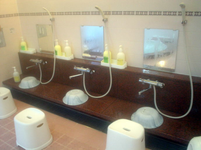 ��������@���{����فy�����s���z