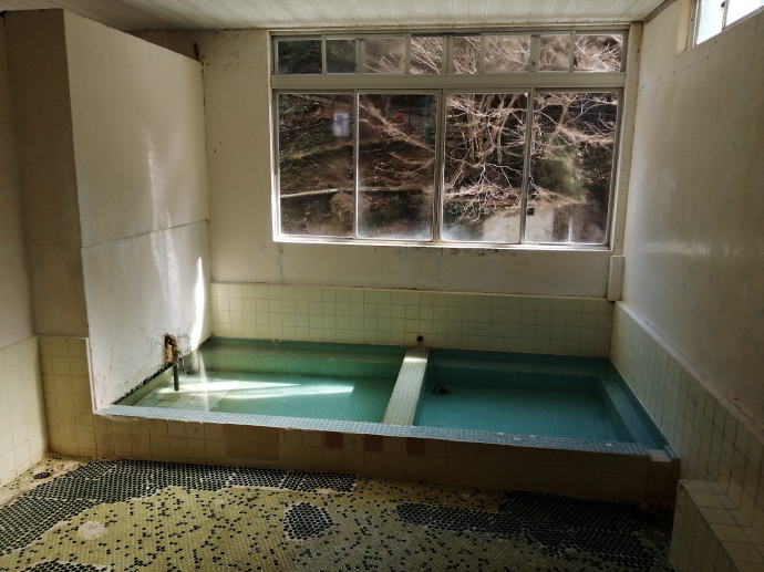 湯ヶ島温泉　世古の共同湯【温泉奉行所】