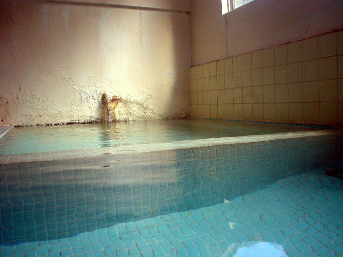 湯ヶ島温泉　世古の共同湯【温泉奉行所】