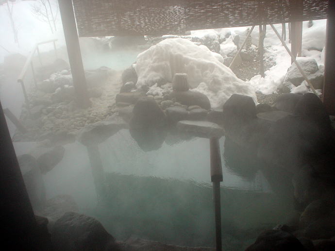 ��������@�l�G�̃z�e���y�����s���z