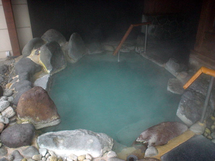 ��������@�l�G�̃z�e���y�����s���z