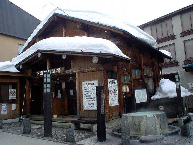 ��������@������������y�����s���z