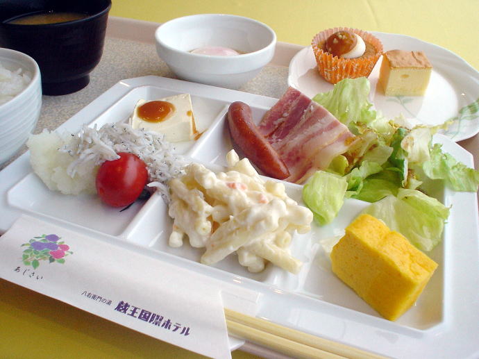 ��������@�������ۃz�e���y�����s���z