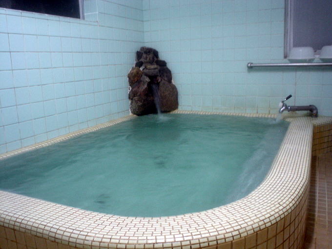 �s������y�����s���z