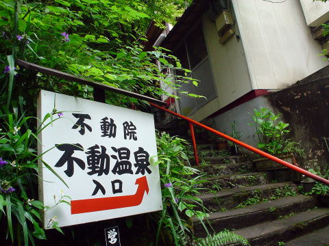 �s������y�����s���z