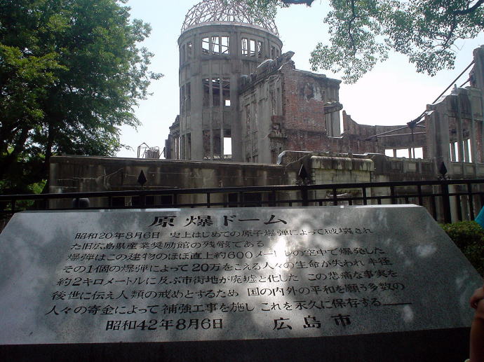 �Ɋy���R����@�A���J�f�B�A�r���b�W�y�����s���z