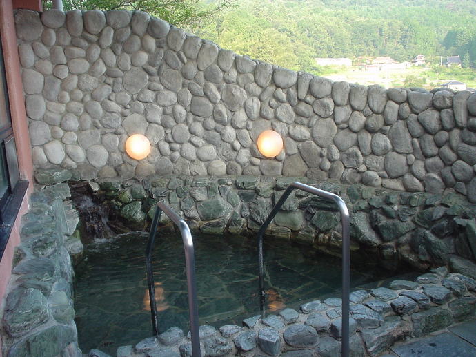 �Ɋy���R����@�A���J�f�B�A�r���b�W�y�����s���z