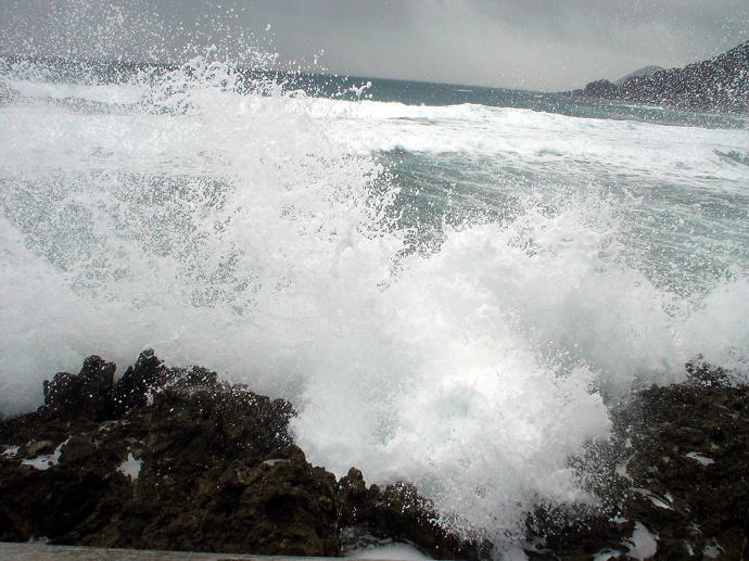 今井浜温泉　舟屋の番屋露天風呂【温泉奉行所】