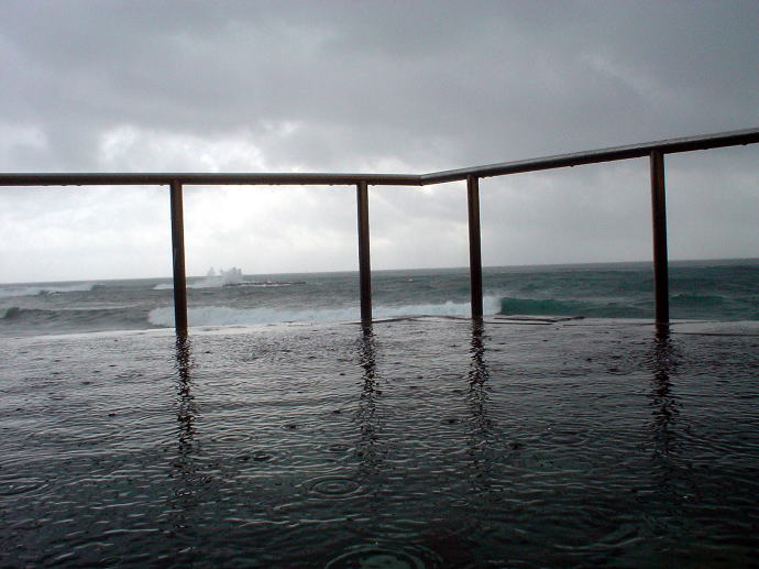 今井浜温泉　舟屋の番屋露天風呂【温泉奉行所】