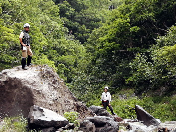 �J���C���b�J���̑�y�����s���z