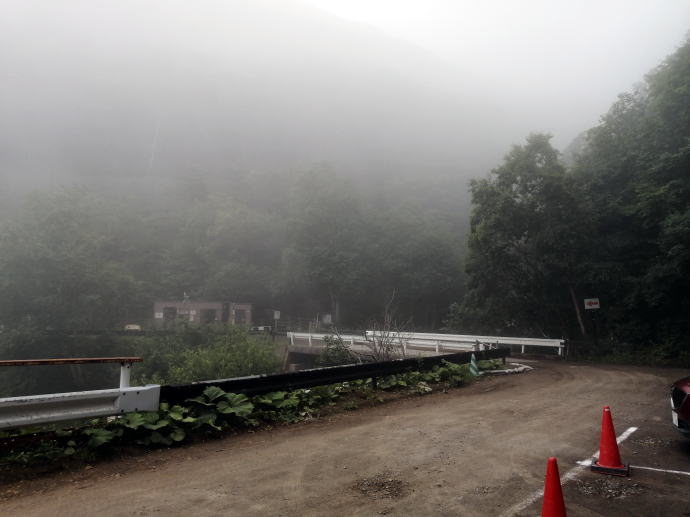 �J���C���b�J���̑�y�����s���z